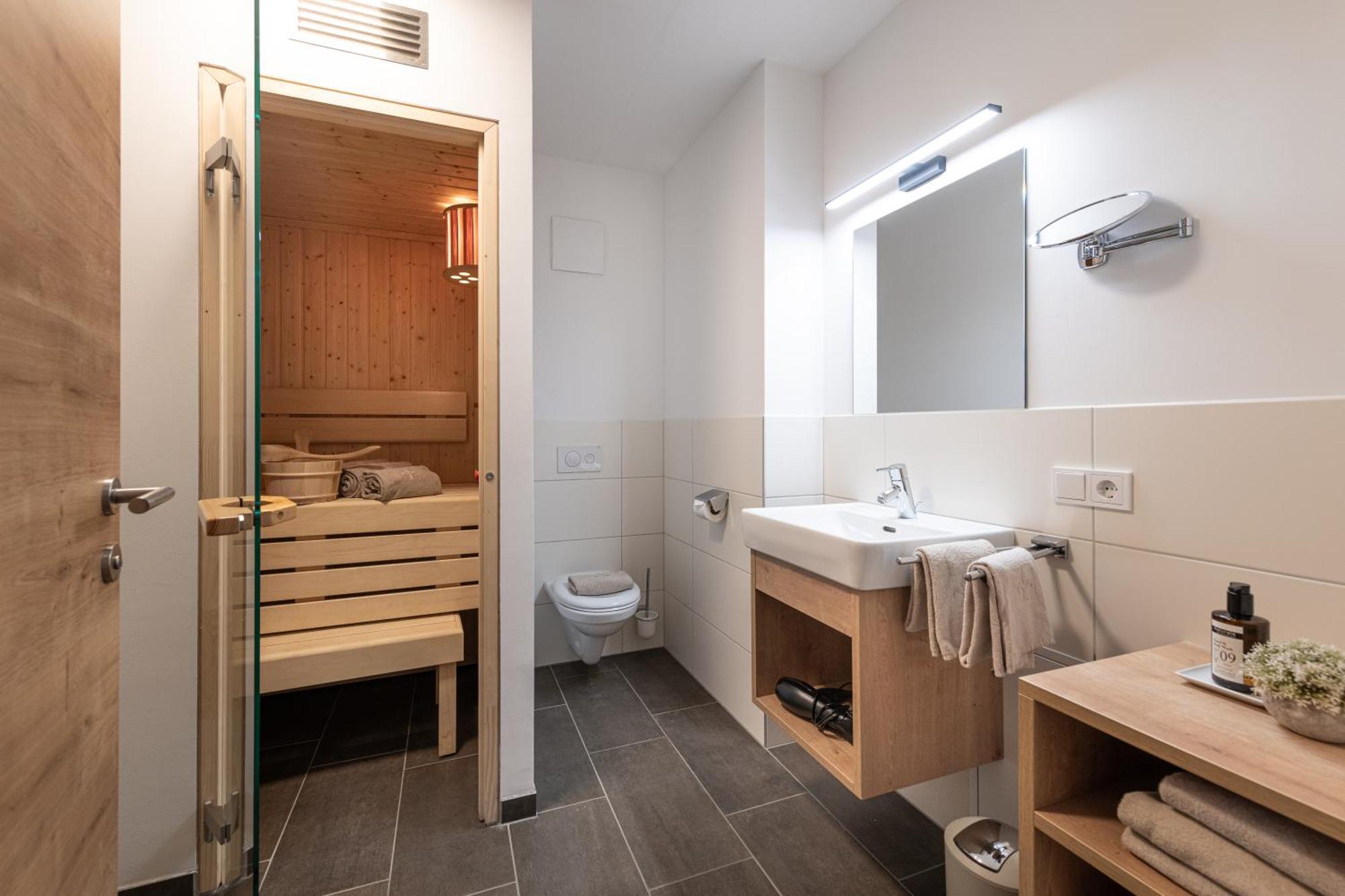 Alpenparks Montana Apartments Matrei in Osttirol Eksteriør billede