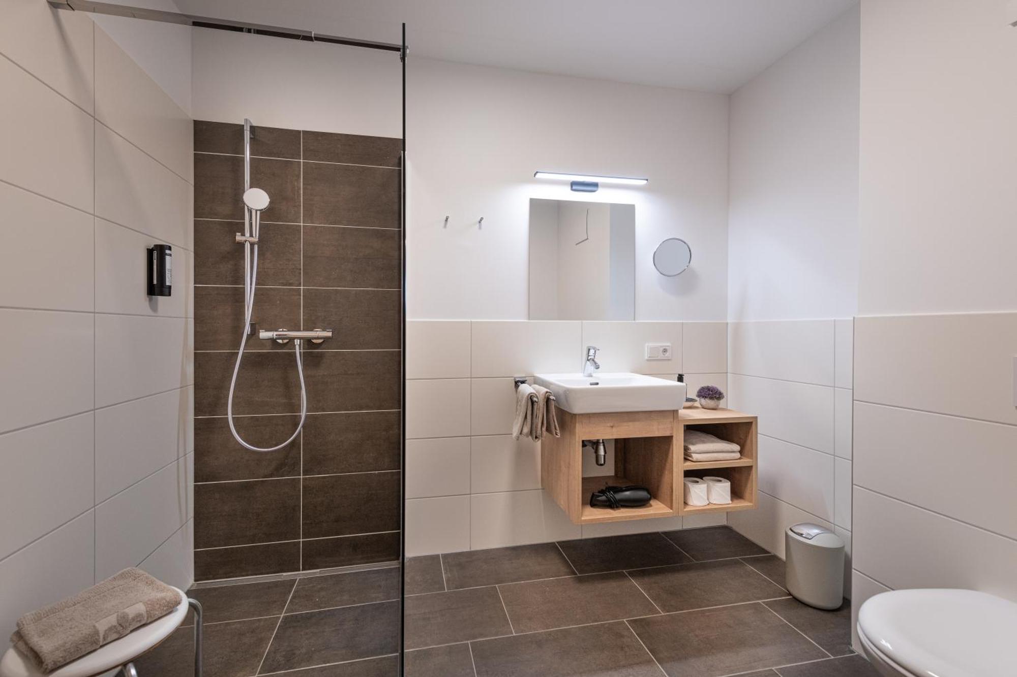 Alpenparks Montana Apartments Matrei in Osttirol Værelse billede